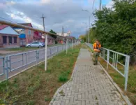 В Ейске продолжают приводить в порядок городские улицы и набережную