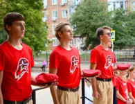 В гимназии № 14 Ейска открыли мемориальную доску Герою СВО