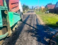 На улице Комсомольской в посёлке Комсомолец отремонтировали дорогу