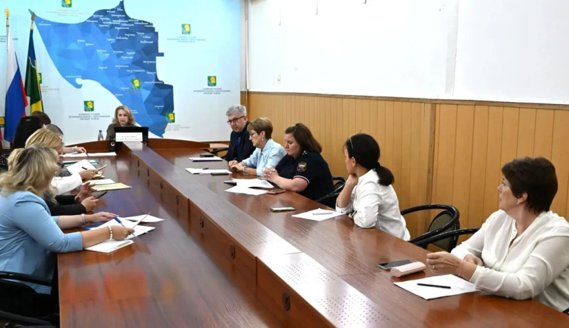 На крупных и средних предприятиях Ейского района нет долгов по зарплате