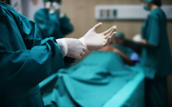 Врачи Ейска и Краснодара спасли 15-летнего подростка с тяжёлым разрывом трахеи
