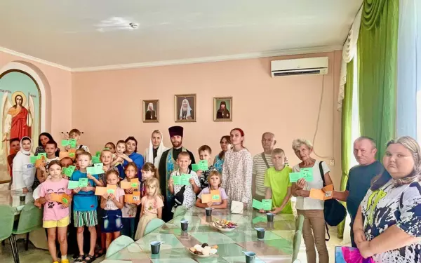 Социальная акция «Соберём ребёнка в школу» прошла в храме Архистратига Михаила в Ейске