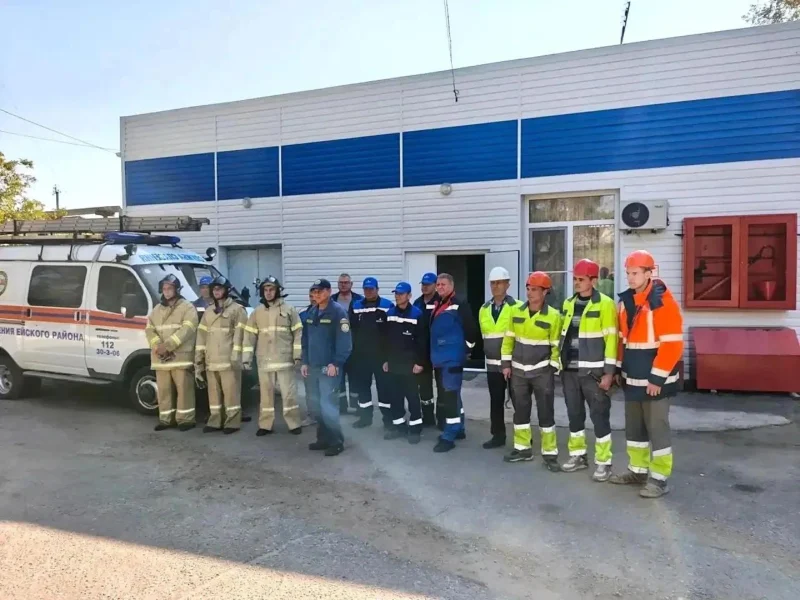 На Ейском групповом водопроводе отработали действия при химической аварии
