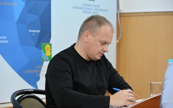 В администрации района обсудили готовность коммунальных служб к работе в чрезвычайных ситуациях