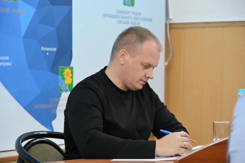 В администрации района обсудили готовность коммунальных служб к работе в чрезвычайных ситуациях