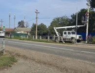 В с. Александровка идет реконструкция линий электропередач на улице Советской