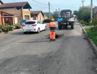 В Ейске начался ямочный ремонт дорог