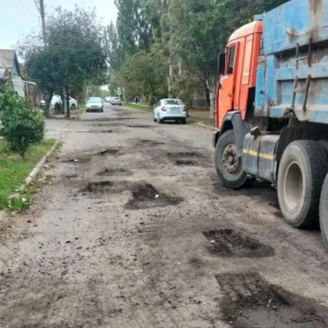 В Ейске начался ямочный ремонт дорог
