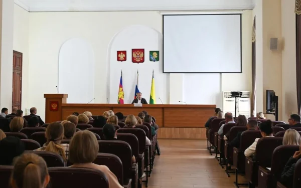 В Ейском районе 121 куратор помогает семьям участников СВО