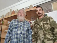 Ветеран СВО из Ейского района изучает старинное искусство изготовления казачьих поясов