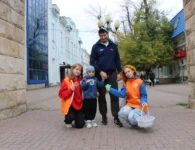 В центре Ейска прошла акция ко Дню Отца